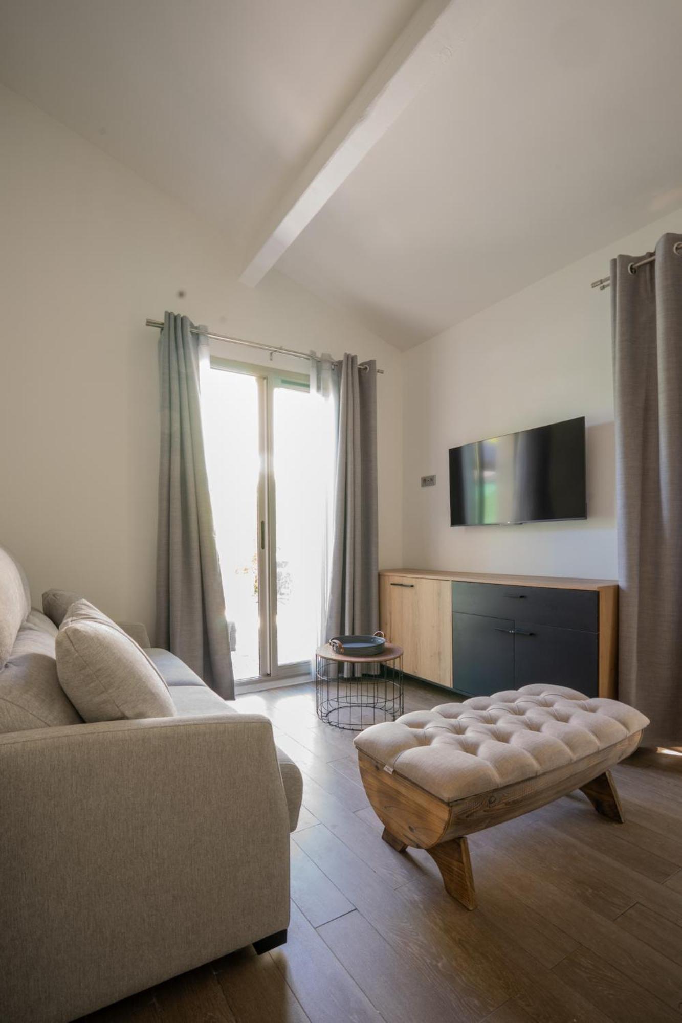 Appartement 6 Pers Jardin Prive La Cabane Bambou - Mandara Beach , Antibes French Riviera Juan-les-Pins Exterior foto